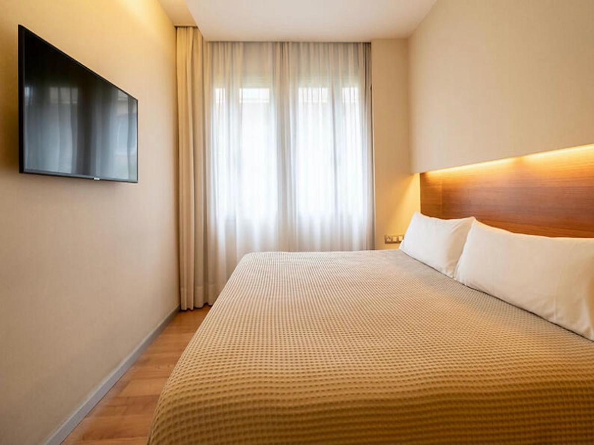 Turin 3* Barcelone